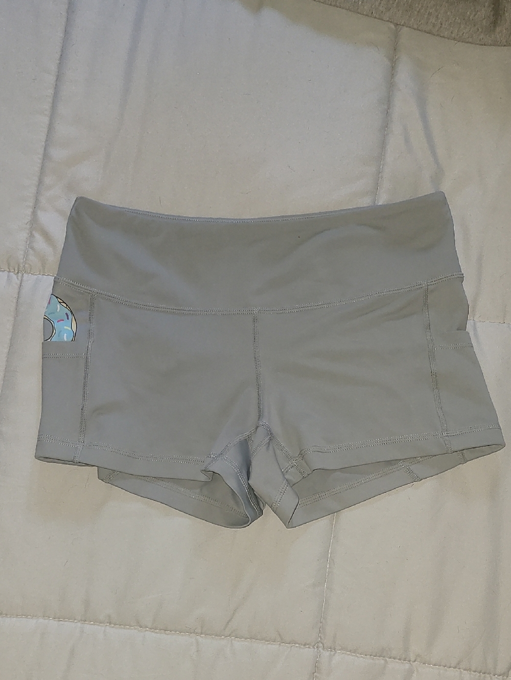 Feed Me Fight Me Light Gray Shorts with Donut Side Pocket Medium 2.5"